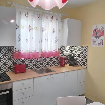 Nostalgia Retro Apartment *