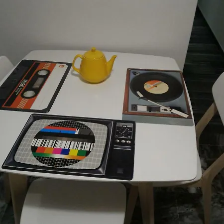 Apartment Nostalgia Retro *